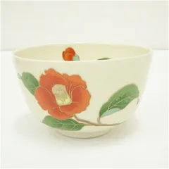 京焼　瑞峰造　色絵椿茶碗  茶道 抹茶 おしゃれ 抹茶茶碗 抹茶碗 和食器 レトロ 茶器 骨董 茶わん 茶会 茶の湯