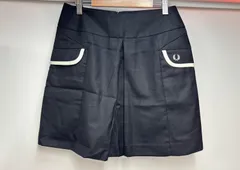 ● 服 FRED PERRY スカート  ブラック レディース Sサイズ フレッドペリー B366のサムネイル