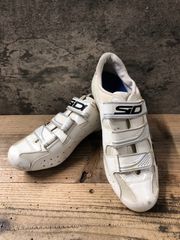 SIDI★シマノ カスタムインソール付★ERGO3 CARBON サイズ46 SIDI☆シマノ カスタムインソール付☆ERGO3 CARBON サイズ46 - メルカリ