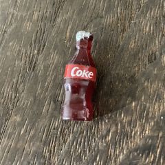P1431 ピンズ ピンバッジ ピンバッチ コーラ コカコーラ 瓶 コーラ瓶