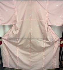 夏 小紋 絽 薄ピンク地に蝶が舞う夏着物 - メルカリ