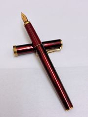 フ*ー様 DAVIDOFF ダビドフ 万年筆 レジン レッド/ゴールド F(細字 DAVIDOFF ダビドフ 万年筆 レジン レッド/ゴールド F(細字) - メルカリ