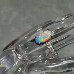 天然オパール 遊色良好 2ct ダイヤ K18 リング 11号 鑑別付 - メルカリ