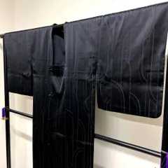 雨コート　道行コート　黒地　身丈142　裄67.5　正絹　着物　036tz