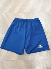 アディダス ネイビー ハーフパンツ