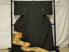 平和屋着物■豪華黒留袖　駒刺繍　飛鶴枝松文　暈し染め　金彩　正絹　逸品　CABF4043ev