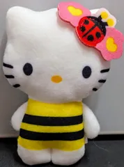 サンリオ ハローキティ50周年ぬいぐるみ第2弾 マクドナルドハッピーセット みつばち 2023年