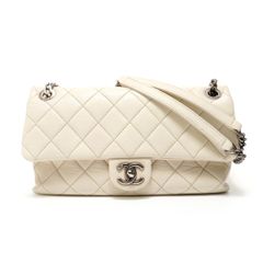 シャネル CHANEL 23番台 2.55 ダブルフラップ ラビットファー ショルダーバッグ【中古】 CHANEL - シャネル CHANEL 23番台 2.55 ダブルフラップ ラビットファー