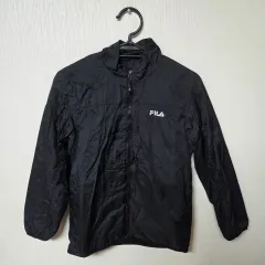 FILA フィラ ブラック ウィンドブレーカー アウター 130