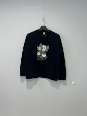 UNIQLO ユニクロ カウズ コラボ スウェット