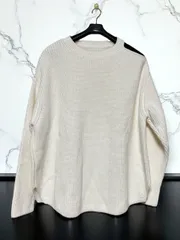 Spick and Span　ニット　白　肩スリット　コットンアクリル
