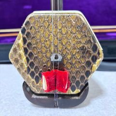 処分・二胡☆新中古☆紅木☆錦蛇皮☆機械軸☆必需品揃い☆初心者・中級