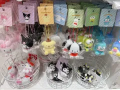 日本輸入 Sanrio HELLO KITTY フロッキー キーホルダー Sanrio キャラクター フロッキー フィギュア