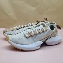 リーボック ソール フューリー ラックス レディーススニーカー 24センチ