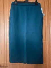 ユニクロ ブランド GU スカート 新 服