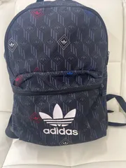 送料無料！！adidas アディダス　メンズリュック　軽量リュックサック　ブラックデザイン　#80409MOML8