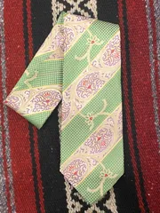 古着 ネクタイ 緑 斜めストライプ 花唐草紋様