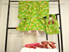 平和屋本店[]七五三　女の子　３歳　祝着　三つ身　被布・付け帯・小物セット　エ霞飾花文　金彩　箱付き　正絹　逸品　AABF2353ja