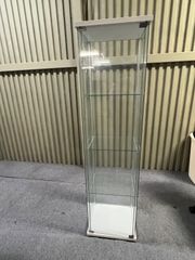 梱包・発送たのメル便】IKEAデトルフガラス扉キャビネット - メルカリ