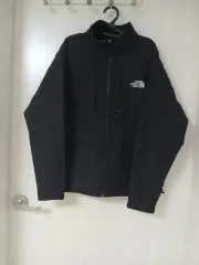 ザノースフェイス ブラック ソフトシェルジャケット