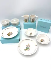 ウェッジウッド　WEDGWOOD　ピーターラビット　21.5㎝　パスタ皿　16㎝　サラダボウル　レンジ容器　マグカップ　8点セット　箱付きのサムネイル