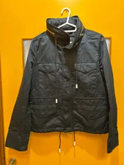Y【Y5-30】◇  THE RERACS    サイズ38    ブルゾン　黒色　レディースのサムネイル