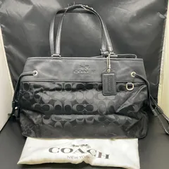 コーチ 　  バッグ　シグネチャー　黒 B25022571