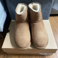 UGG アメリカ アグ Classic ミニ II チェスナット 250
