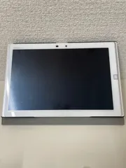 ARROWS Tab F-03G本体　ホワイト　ケース付き　M210①のサムネイル