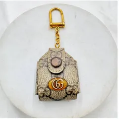 【❗️✨高級感×実用性✨❗️】GUCCI AirPodsケース GGスプリーム ダブルG ゴールド金具 キーリング付✨簡易清掃済・現状品‼️