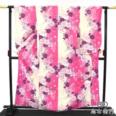 二尺袖 着物 袴用 着用可能 レディース ポリエステル 白 ピンク 蝶々 花柄 かわいい 身丈167.5cm 裄丈68cm 卒業式 M～Lサイズ相当 即日発送 のサムネイル