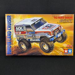 アオシマ トヨタハイラックス タンクトップ プラモデル 未組立品