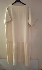 アイボリー フリル ONE PIECE (F サイズ)