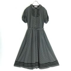 【美品】ピンクハウス★たっぷりのフラワーモチーフが印象的な 透かし編みニット 可憐なベスト ピンクベージュ系*ｚ15471 PINK HOUSE - 【美品】ピンクハウス☆たっぷりのフラワーモチーフが