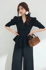 【予約/SET】美ラインペプラムハーフスリーブニット+美ラインシルエットライトニットパンツ ブラック  大人フェミニン きれいめ 上下セット