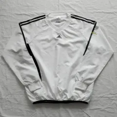 アディダス 白黒 ウォームアップ