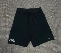 30-31 NIKE ハーフパンツ ドライフィット スウッシュロゴ