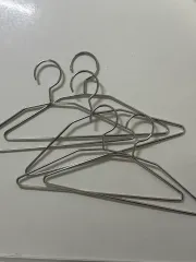 人形服 鉄製 ハンガー 出品 (5個)