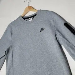 M NIKE テックフリース クルー トップス スウェット グレー