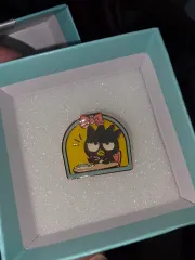 バツマル バッジ / サンリオ