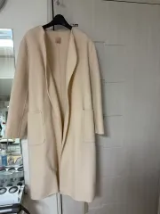 レディース アイボリー ウールコート (ウール90)