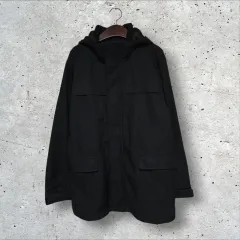 UNIQLO ブラック フーデッド ジャケット (95/M)