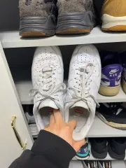 ナイキ エアフォース シュプリーム 白