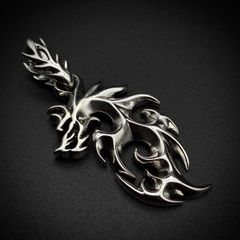 美品 BIG HAND K18 SUN シルバー イーグル フェザー ペンダント - メルカリ