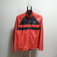 ナイキ アウター/ジャケット/100