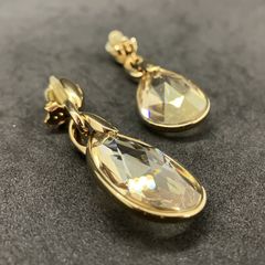スワロフスキー Swarovski Lisanne ロングピアス - メルカリ