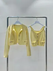 新品)輸入衣類 シルバー ノースリーブ ニット カーディガン セット