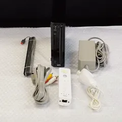 【D32877】（現状品）Wii本体 クロ すぐ遊べるセット リモコン ヌンチャク付