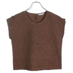 カネコイサオ 全面総ピコフリル仕様のフレンチスリーブブラウスになり 
