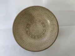 手彫り風 模様入り 陶器ボウル